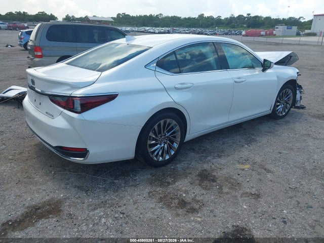45985281 :رقم المزاد ، 58AEA1C1XRU053344 vin ، 2024 Lexus Es 300h Luxury مزاد بيع