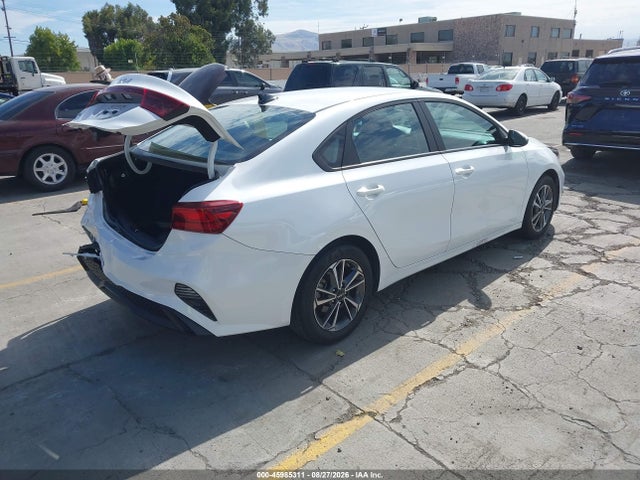 45985311 :رقم المزاد ، 3KPF24ADXPE560803 vin ، 2023 Kia Forte Lxs مزاد بيع