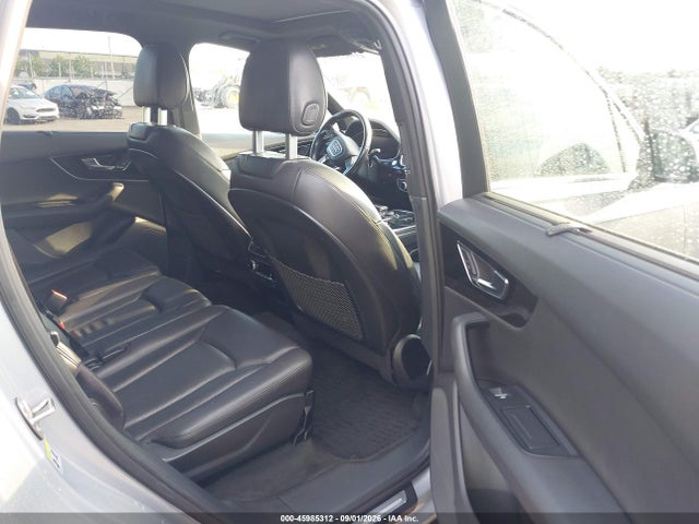 Продажа на аукционе авто 2017 Audi Q7 3.0t Premium, vin: WA1LAAF76HD019638, номер лота: 45985312