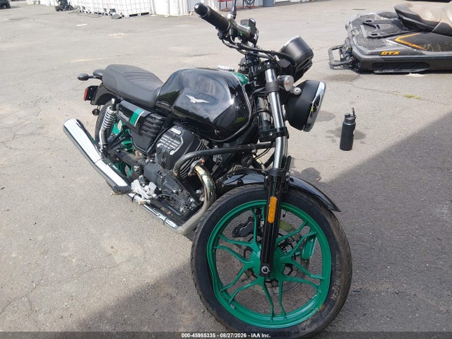 Moto Guzzi Other 2018 ZGULDUA08JM000262 main image