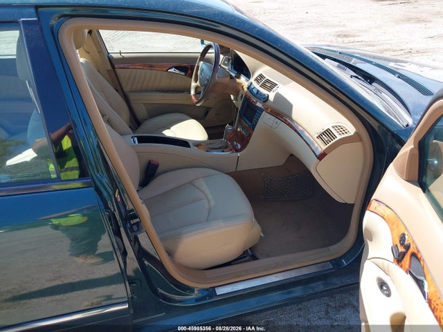45985356 :رقم المزاد ، WDBUF56XX7B125621 vin ، 2007 Mercedes-benz E 350 مزاد بيع