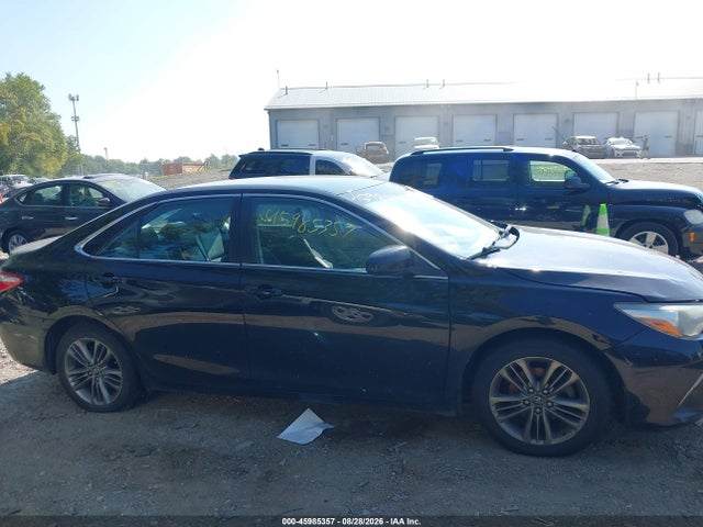 Aukcja sprzedaży 2015 Toyota Camry Se, vin: 4T1BF1FKXFU002762, numer aukcji: 45985357