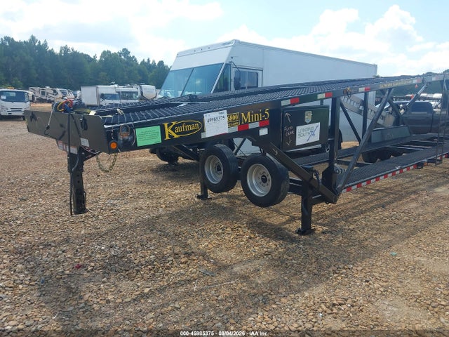 2026 Kaufman Trailers Auto Hauler მანქანა იყიდება აუქციონზე, vin: 7UZFE4437TL002672, აუქციონის ნომერი: 45985375