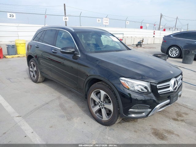 45985397 :رقم المزاد ، WDC0G4KB2JV106076 vin ، 2018 Mercedes-benz Glc 300 4matic مزاد بيع