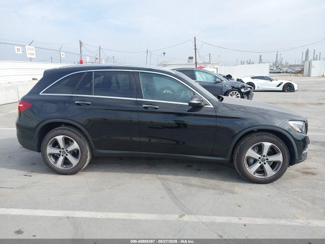 45985397 :رقم المزاد ، WDC0G4KB2JV106076 vin ، 2018 Mercedes-benz Glc 300 4matic مزاد بيع