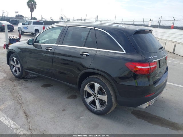 45985397 :رقم المزاد ، WDC0G4KB2JV106076 vin ، 2018 Mercedes-benz Glc 300 4matic مزاد بيع