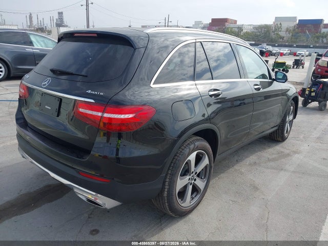 45985397 :رقم المزاد ، WDC0G4KB2JV106076 vin ، 2018 Mercedes-benz Glc 300 4matic مزاد بيع