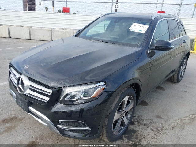 45985397 :رقم المزاد ، WDC0G4KB2JV106076 vin ، 2018 Mercedes-benz Glc 300 4matic مزاد بيع