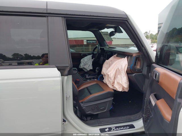 Продаж на аукціоні авто 2022 Ford Bronco Outer Banks, vin: 1FMEE5BP6NLB45768, номер лоту: 45985402