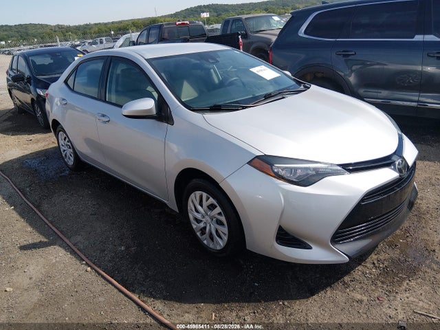 2017 Toyota Corolla Le მანქანა იყიდება აუქციონზე, vin: 5YFBURHE1HP630872, აუქციონის ნომერი: 45985411