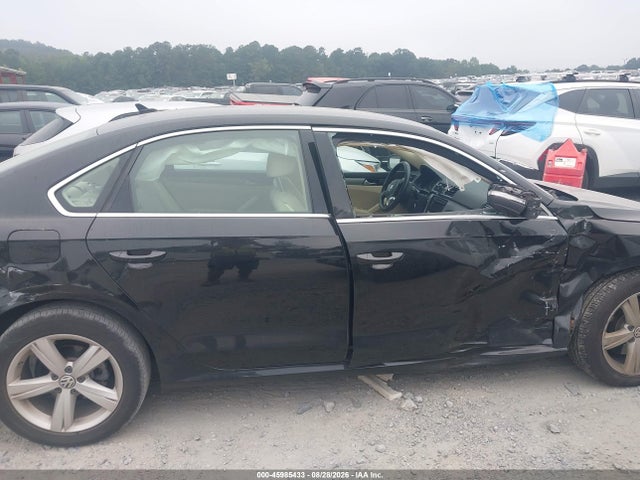 Продаж на аукціоні авто 2014 Volkswagen Passat 1.8t Se, vin: 1VWBS7A33EC064895, номер лоту: 45985433