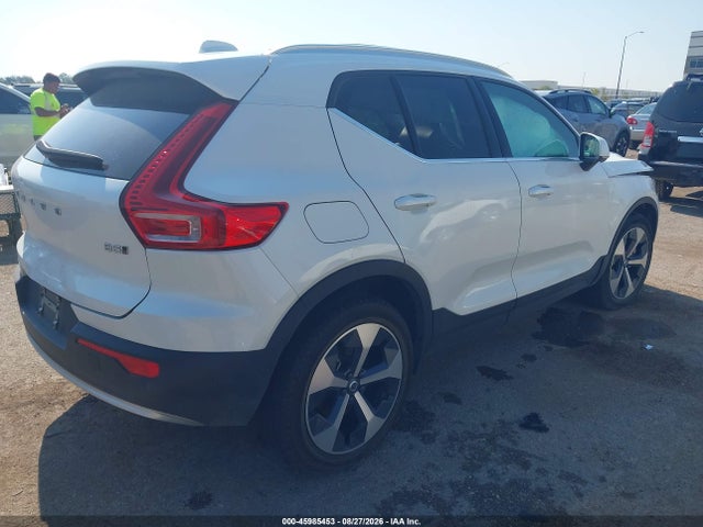 2023 Volvo Xc40 B5 Plus Bright Theme მანქანა იყიდება აუქციონზე, vin: YV4L12UN0P2931055, აუქციონის ნომერი: 45985453