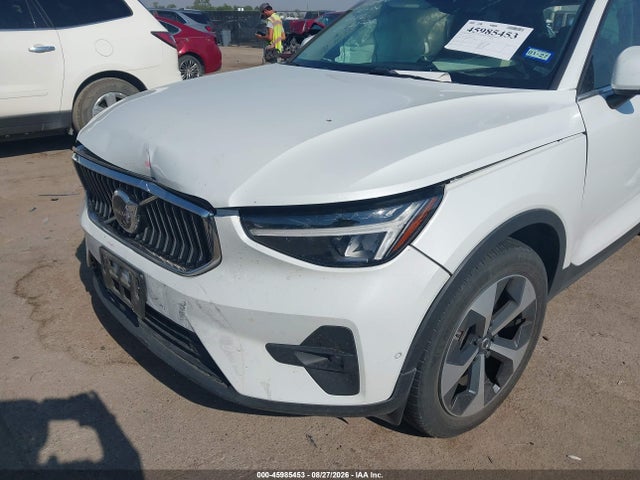 2023 Volvo Xc40 B5 Plus Bright Theme მანქანა იყიდება აუქციონზე, vin: YV4L12UN0P2931055, აუქციონის ნომერი: 45985453