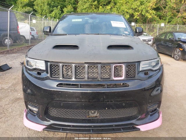 45985460 :رقم المزاد ، 1C4RJFDJ4JC436490 vin ، 2018 Jeep Grand Cherokee Srt 4x4 مزاد بيع