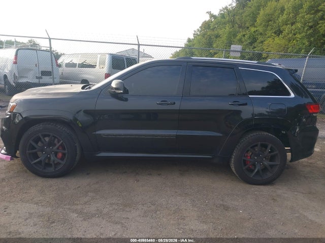 45985460 :رقم المزاد ، 1C4RJFDJ4JC436490 vin ، 2018 Jeep Grand Cherokee Srt 4x4 مزاد بيع