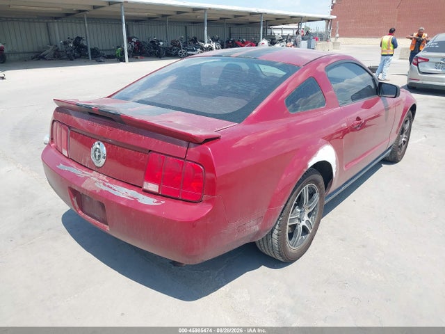 2008 Ford Mustang V6 Deluxe/v6 Premium მანქანა იყიდება აუქციონზე, vin: 1ZVHT80N985107998, აუქციონის ნომერი: 45985474