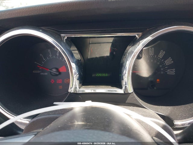2008 Ford Mustang V6 Deluxe/v6 Premium მანქანა იყიდება აუქციონზე, vin: 1ZVHT80N985107998, აუქციონის ნომერი: 45985474
