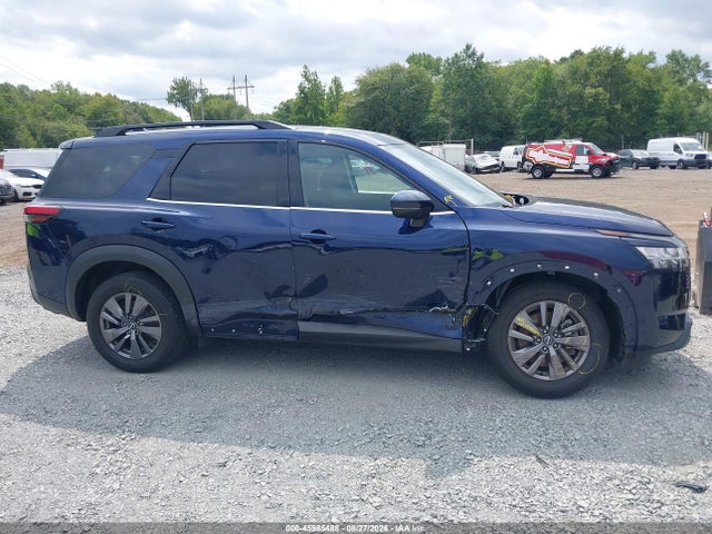 45985488 :رقم المزاد ، 5N1DR3BC4NC237933 vin ، 2022 Nissan Pathfinder Sv 4wd مزاد بيع