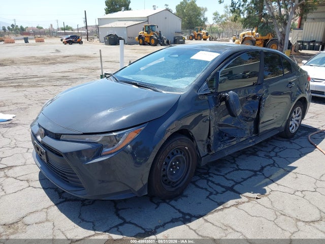 Toyota COROLLA LE 2026 JTDB4MEE2T3040222 Image 2