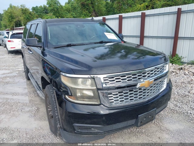 45985533 :رقم المزاد ، 1GNSCJKC7FR180408 vin ، 2015 Chevrolet Suburban Lt مزاد بيع