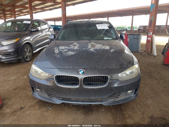 45985541 :رقم المزاد ، WBA3C1C5XDF436579 vin ، 2013 Bmw 328i مزاد بيع