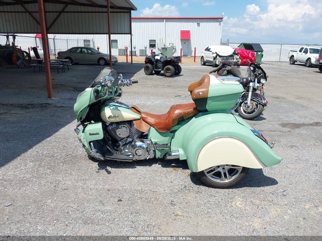 INDIAN MOTORCYCLE CO. Roadmaster 2017 56KTRAAA5H3345481 Image 12