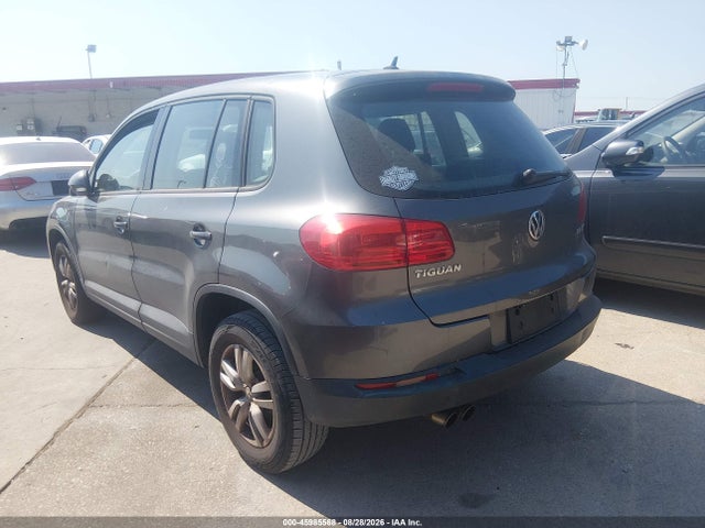 2014 Volkswagen Tiguan S მანქანა იყიდება აუქციონზე, vin: WVGAV3AX9EW588046, აუქციონის ნომერი: 45985568