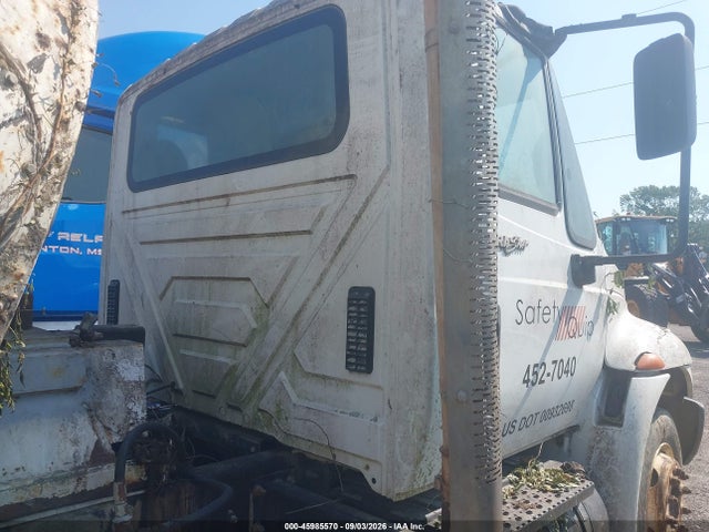 45985570 :رقم المزاد ، 1HTMMAAL18H644823 vin ، 2008 International 4000 4300 مزاد بيع