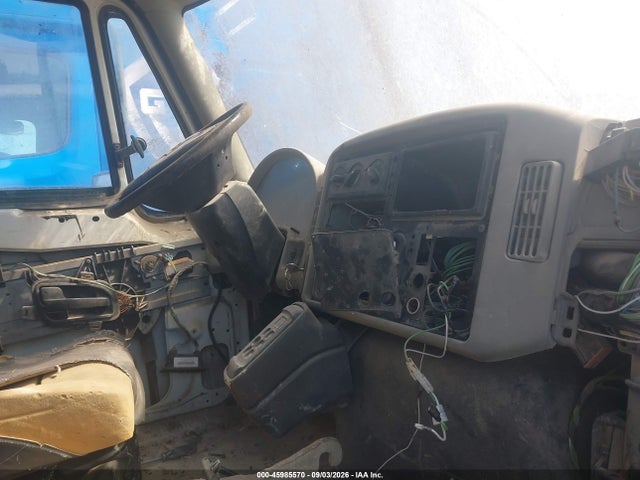 45985570 :رقم المزاد ، 1HTMMAAL18H644823 vin ، 2008 International 4000 4300 مزاد بيع