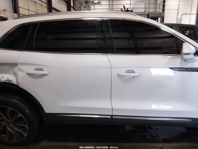 45985684 :رقم المزاد ، 2LMPJ8KP0MBL01389 vin ، 2021 Lincoln Nautilus Reserve مزاد بيع