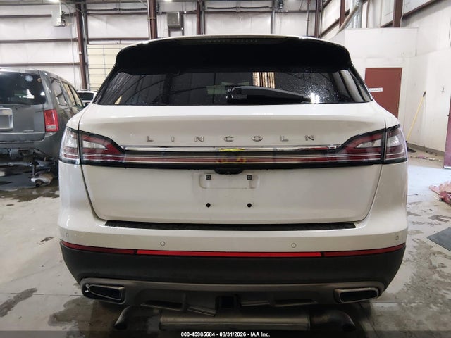 45985684 :رقم المزاد ، 2LMPJ8KP0MBL01389 vin ، 2021 Lincoln Nautilus Reserve مزاد بيع