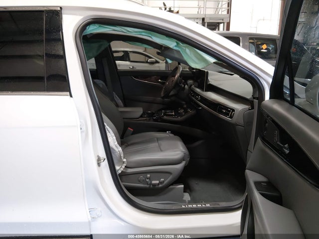 45985684 :رقم المزاد ، 2LMPJ8KP0MBL01389 vin ، 2021 Lincoln Nautilus Reserve مزاد بيع