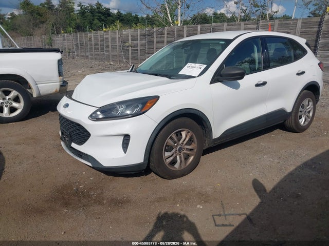 45985778 :رقم المزاد ، 1FMCU0F64MUA04981 vin ، 2021 Ford Escape S مزاد بيع
