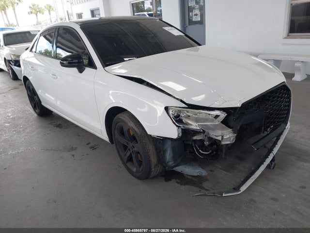 45985797 :رقم المزاد ، WAUB8GFFXH1057413 vin ، 2017 Audi A3 2.0t Premium مزاد بيع