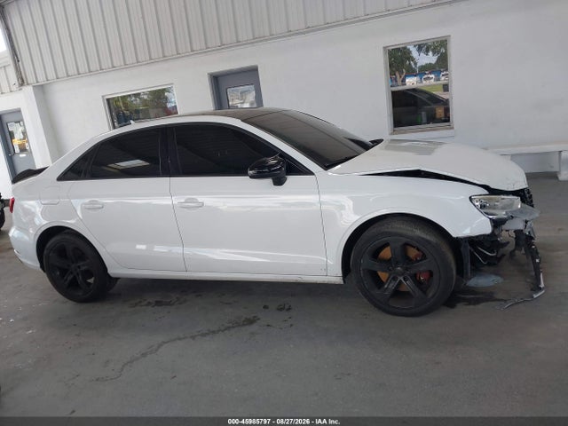 45985797 :رقم المزاد ، WAUB8GFFXH1057413 vin ، 2017 Audi A3 2.0t Premium مزاد بيع