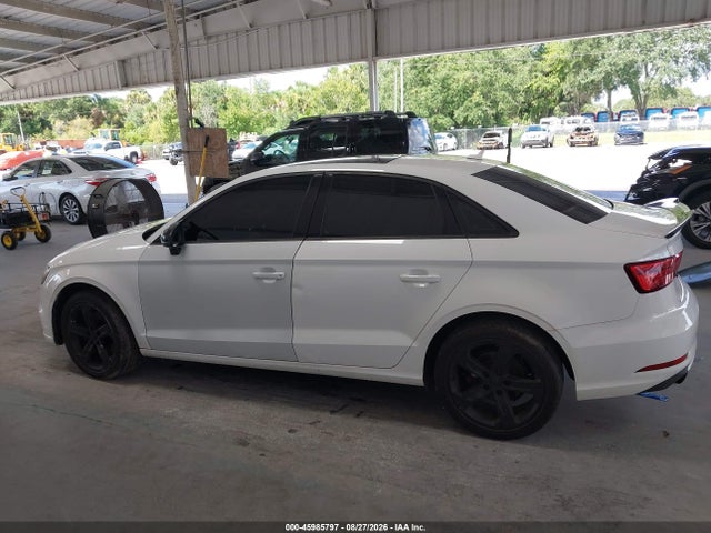 45985797 :رقم المزاد ، WAUB8GFFXH1057413 vin ، 2017 Audi A3 2.0t Premium مزاد بيع