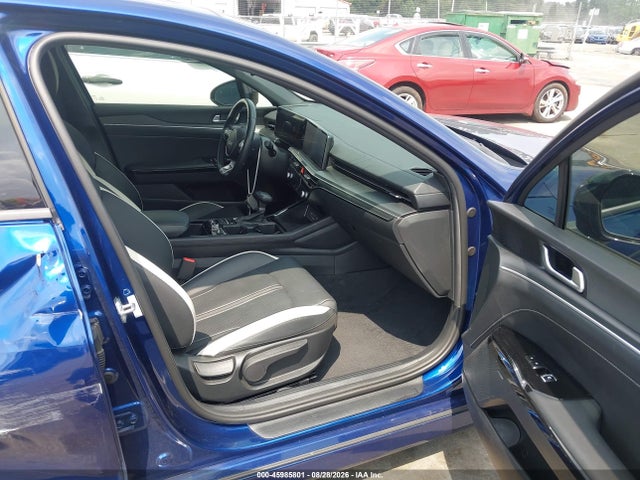 2025 Kia K5 Gt-line მანქანა იყიდება აუქციონზე, vin: KNAG64J71S5353303, აუქციონის ნომერი: 45985801