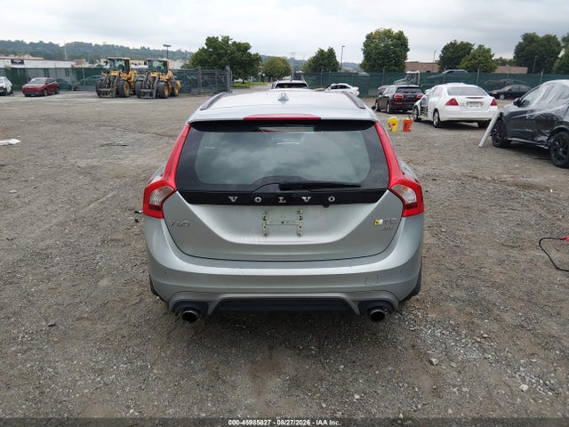 Продаж на аукціоні авто 2018 Volvo V60 T5 Dynamic, vin: YV140MSL9J2403247, номер лоту: 45985827