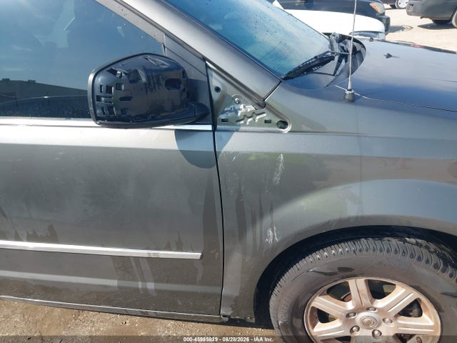 45985839 :رقم المزاد ، 2A4RR5DX5AR240227 vin ، 2010 Chrysler Town & Country Touring مزاد بيع