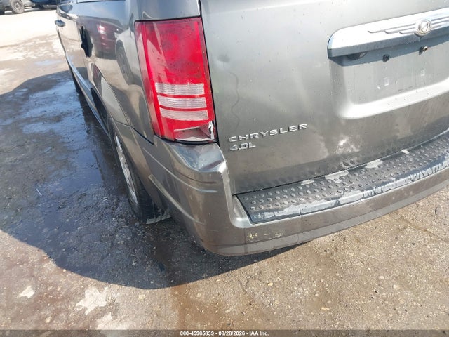 45985839 :رقم المزاد ، 2A4RR5DX5AR240227 vin ، 2010 Chrysler Town & Country Touring مزاد بيع