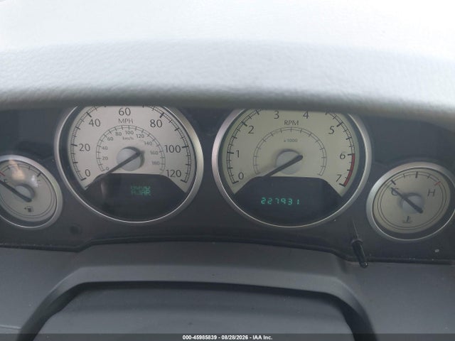 45985839 :رقم المزاد ، 2A4RR5DX5AR240227 vin ، 2010 Chrysler Town & Country Touring مزاد بيع