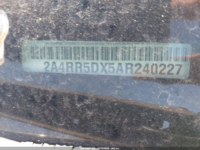 45985839 :رقم المزاد ، 2A4RR5DX5AR240227 vin ، 2010 Chrysler Town & Country Touring مزاد بيع