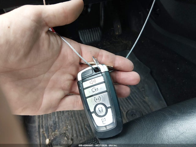 Продажа на аукционе авто 2020 Ford Fusion Titanium, vin: 3FA6P0K93LR115817, номер лота: 45985851