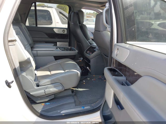 5LMJJ3LT8JEL08779 Lincoln Navigator L Reserve