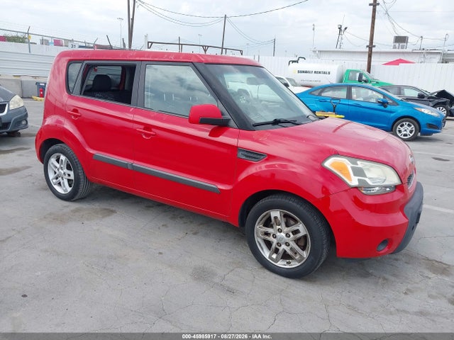 45985917 :رقم المزاد ، KNDJT2A20B7317665 vin ، 2011 Kia Soul + مزاد بيع