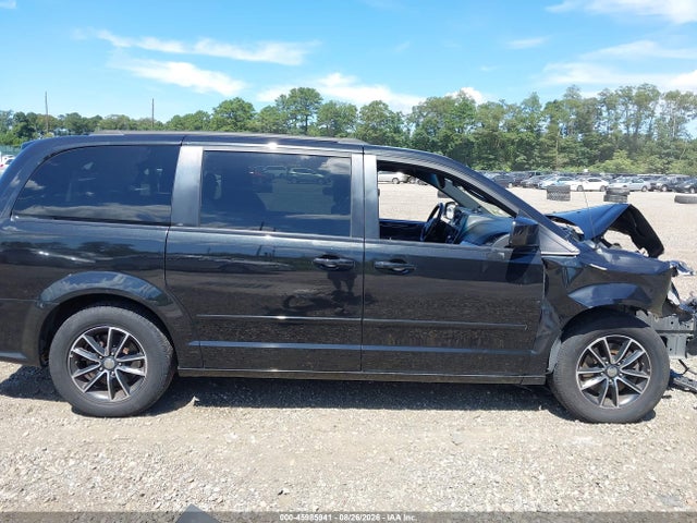 45985941 :رقم المزاد ، 2C4RDGBG4HR854084 vin ، 2017 Dodge Grand Caravan Se Plus مزاد بيع