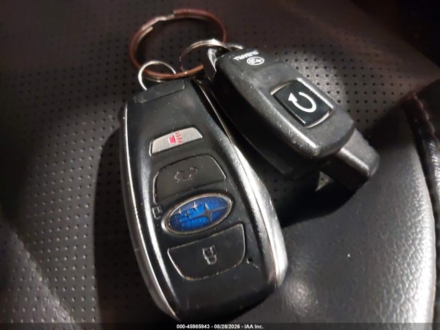 45985943 :رقم المزاد ، 4S4BSENC9H3330535 vin ، 2017 Subaru Outback 3.6r Limited مزاد بيع