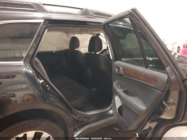 45985943 :رقم المزاد ، 4S4BSENC9H3330535 vin ، 2017 Subaru Outback 3.6r Limited مزاد بيع