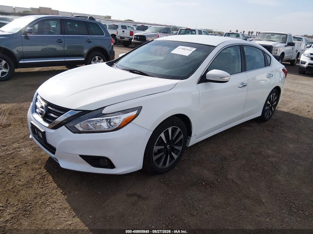 1N4AL3AP3JC157715 Nissan Altima 2.5 Sl