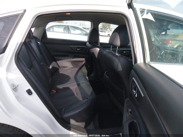 1N4AL3AP3JC157715 Nissan Altima 2.5 Sl